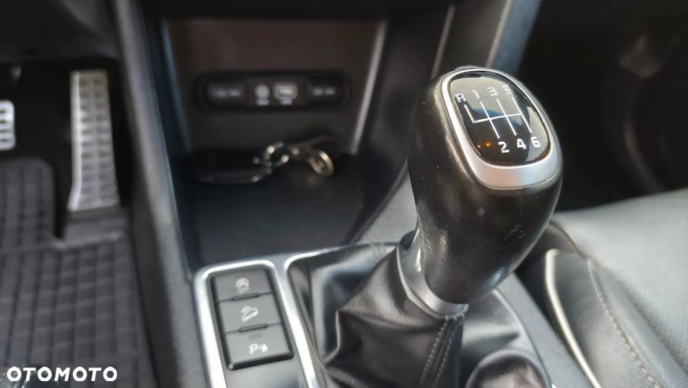 Kia Sportage 1.7 CRDI Business Line 2WD - 24