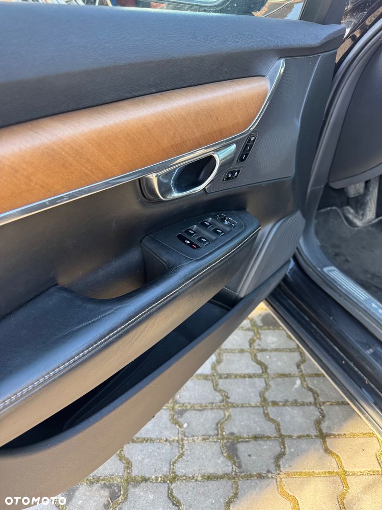 Volvo V90 D3 Inscription - 17