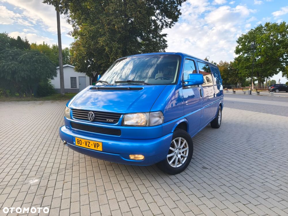 Volkswagen Transporter - 1