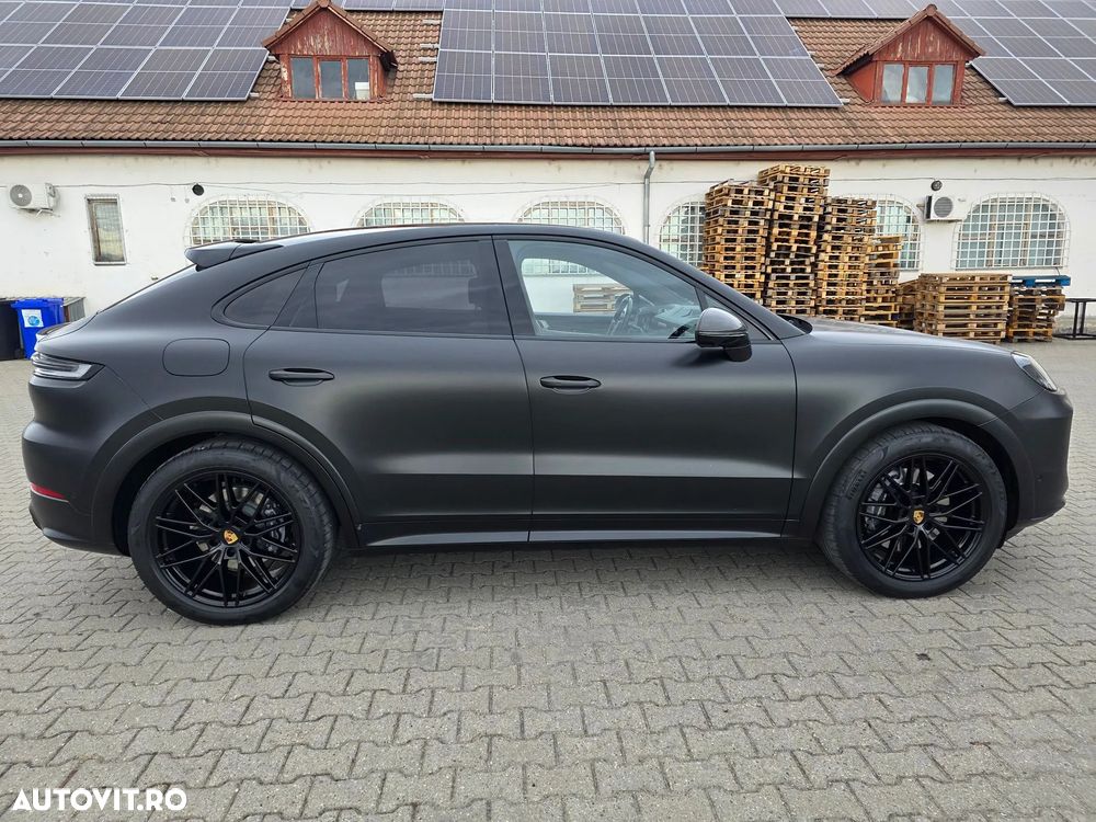 Porsche Cayenne Coupe - 8