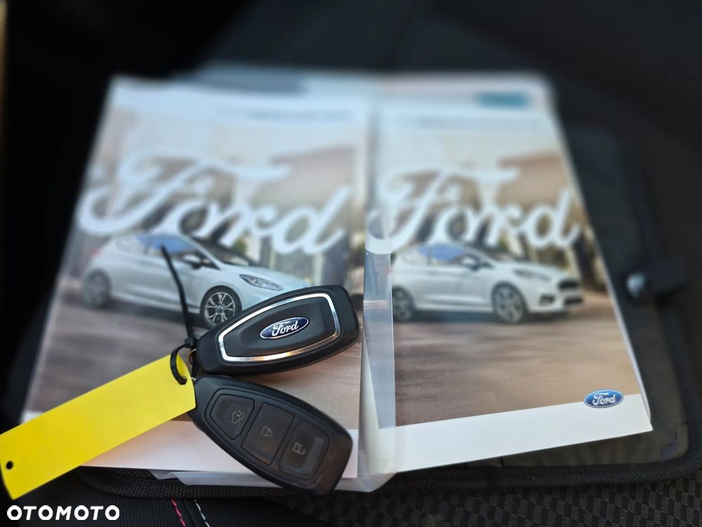 Ford Fiesta 1.0 EcoBoost S&S ST-LINE Black - 19