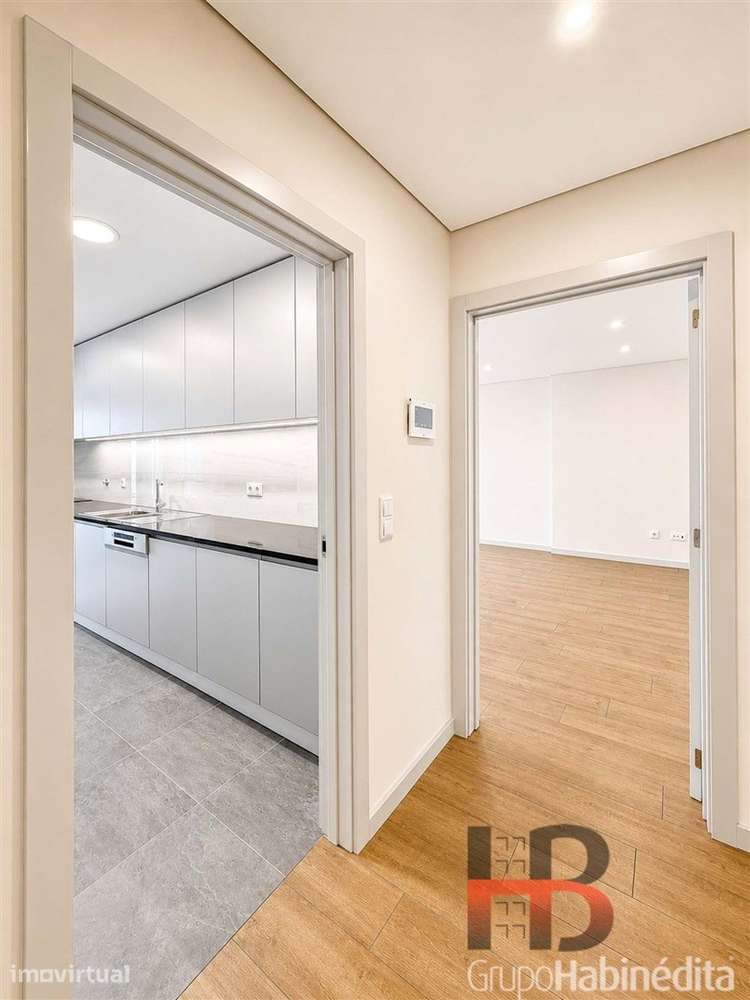 Apartamento T3 Venda em Cedofeita, Santo Ildefonso, Sé, Miragaia, São - Grande imagem: 4/18