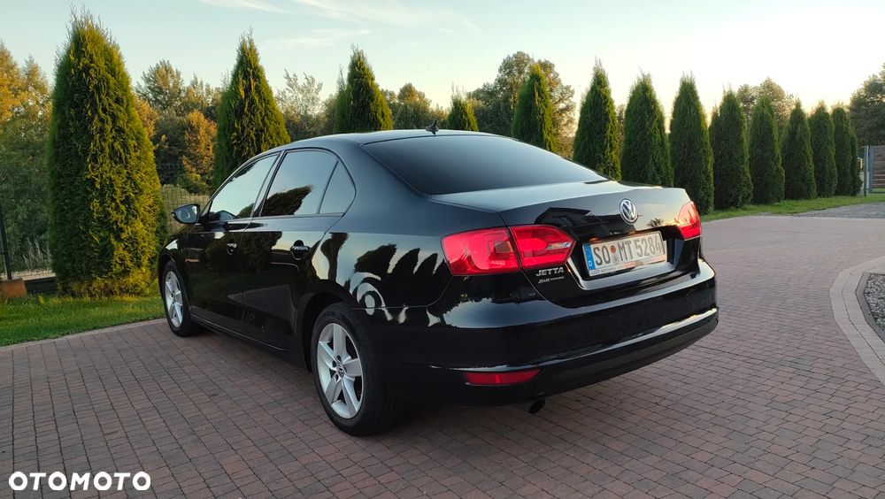 Volkswagen Jetta 1.2 TSI Life - 10
