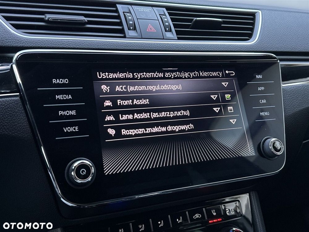 Skoda Superb 2.0 TDI SCR 4x4 L&K DSG - 26
