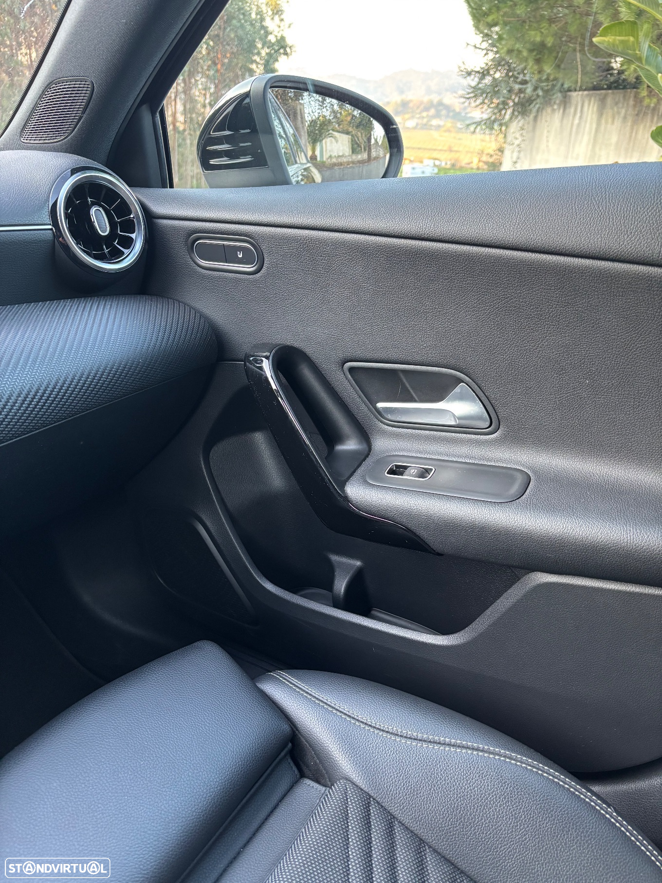 Mercedes-Benz A 160 Advanced Progressive - 8