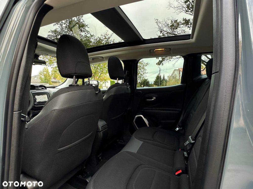 Jeep Renegade - 18
