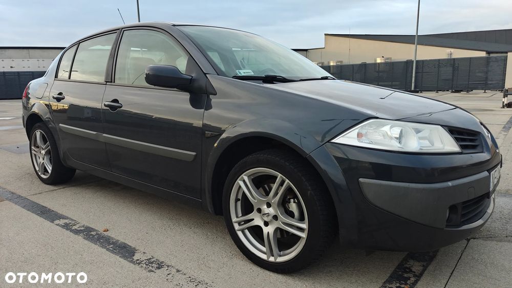 Renault Megane 1.6 16V Confort Privilege - 5