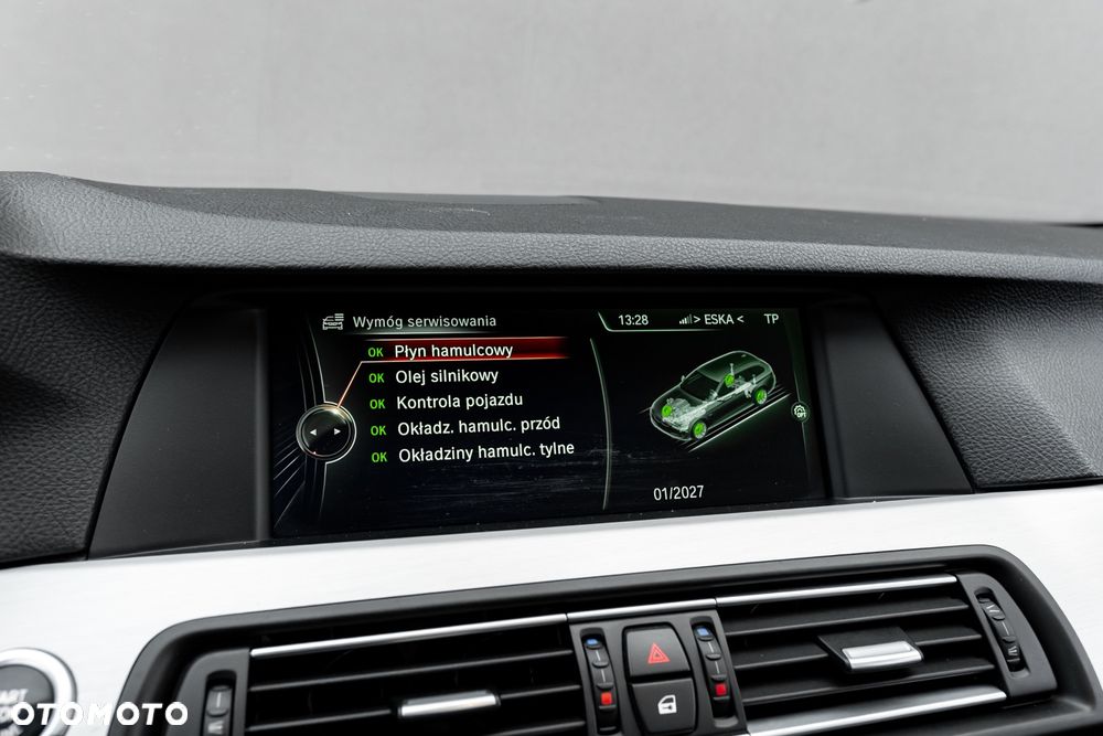 BMW Seria 5 M550d xDrive - 37