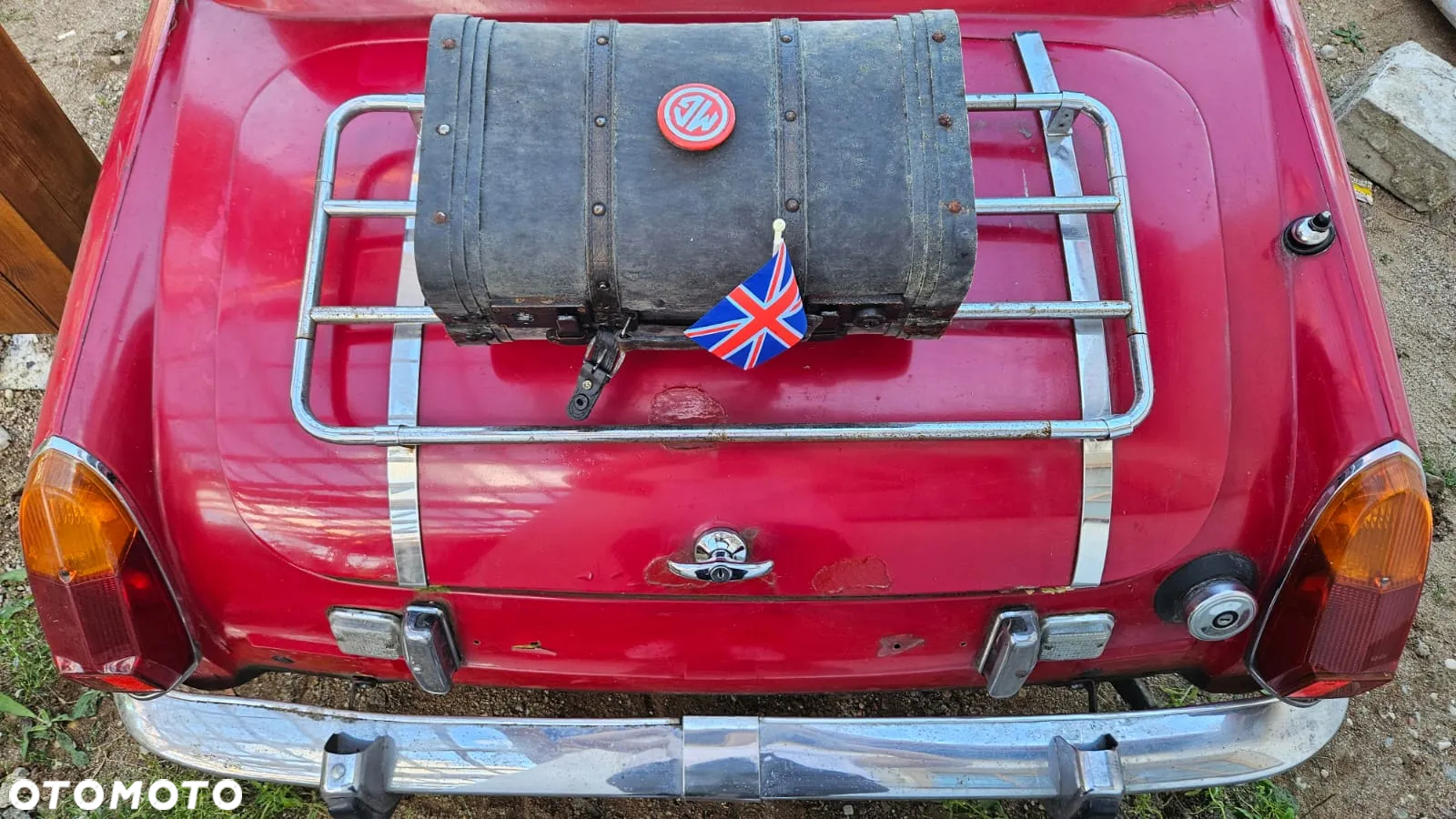 MG Midget - 27