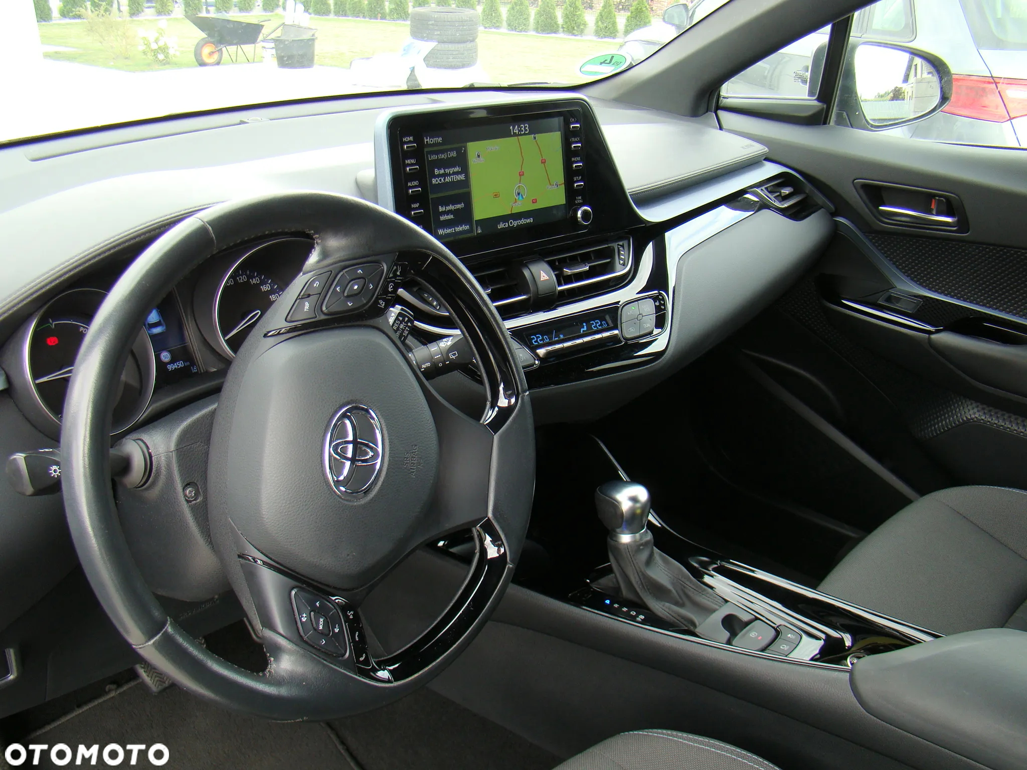 Toyota C-HR 1.8 Hybrid Team Deutschland - 26