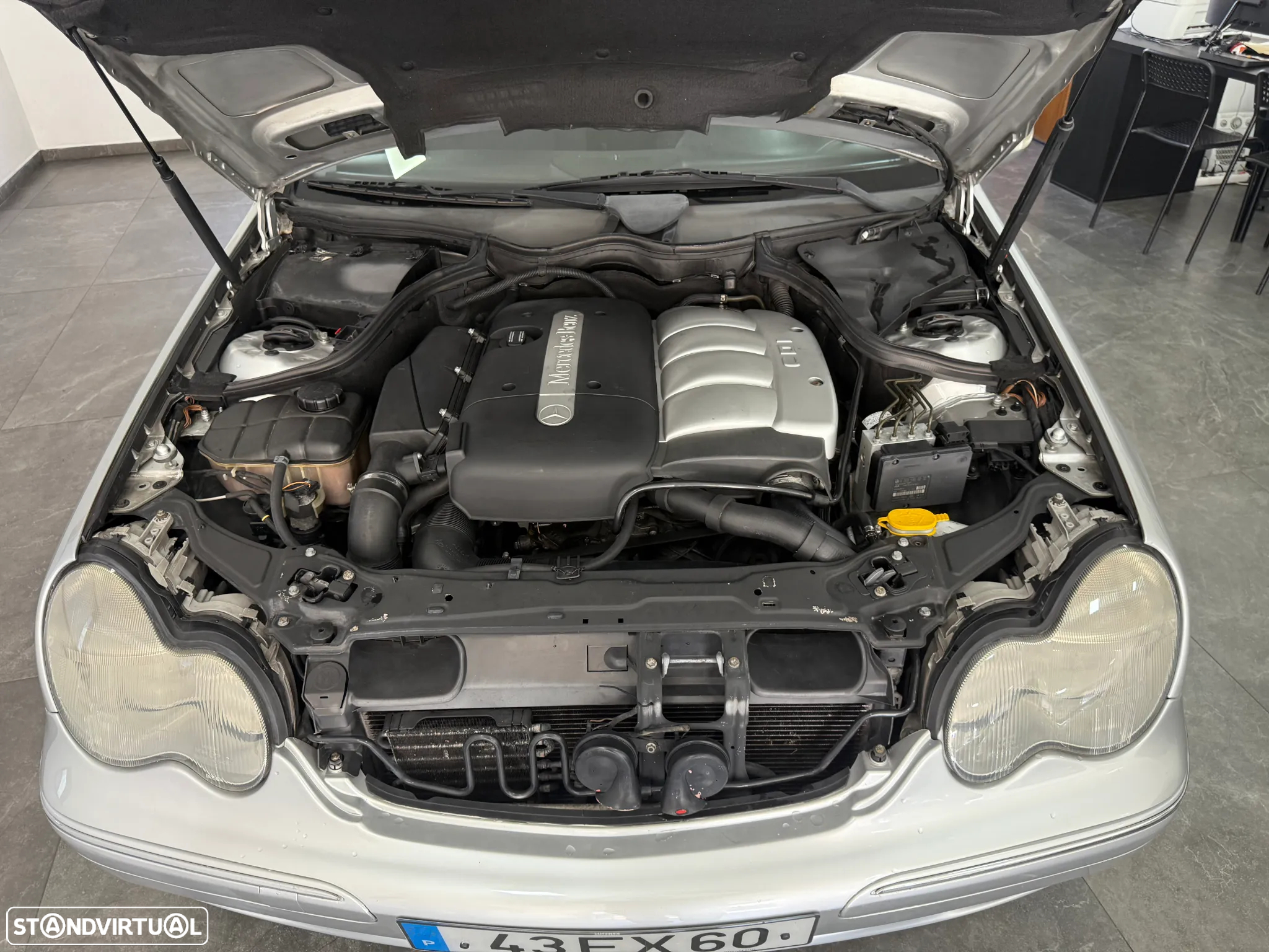 Mercedes-Benz C 220 - 26