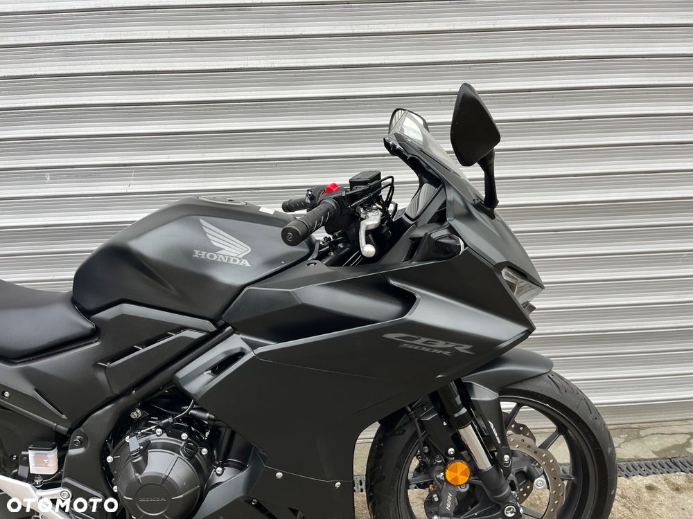 Honda CBR - 18