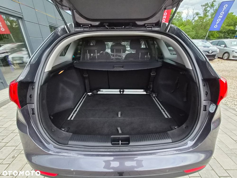Kia Ceed - 23