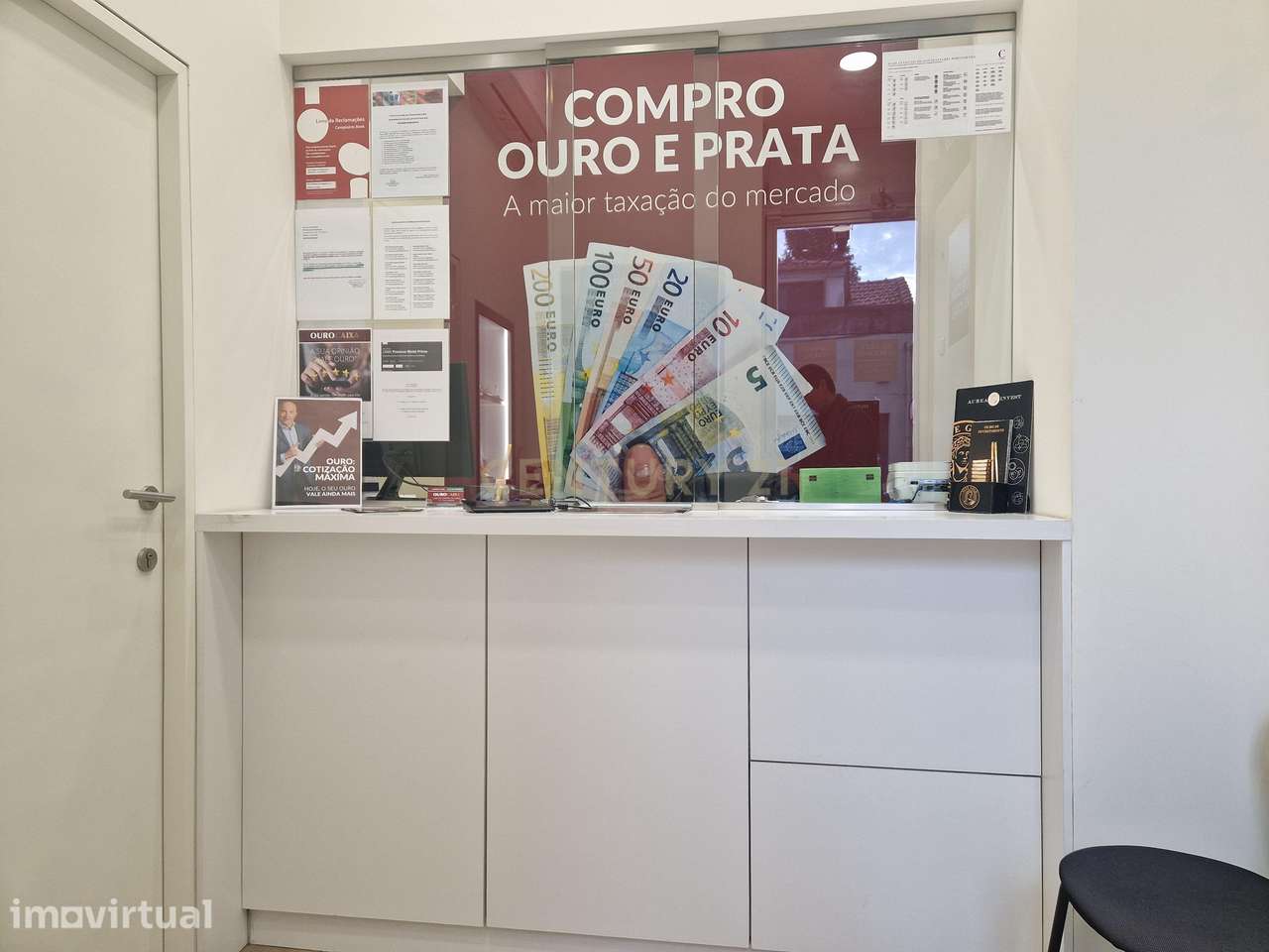 Loja com Rentabilidade de 7%, no Semáforo do Carvalhido (Centro do Por - Grande imagem: 3/10