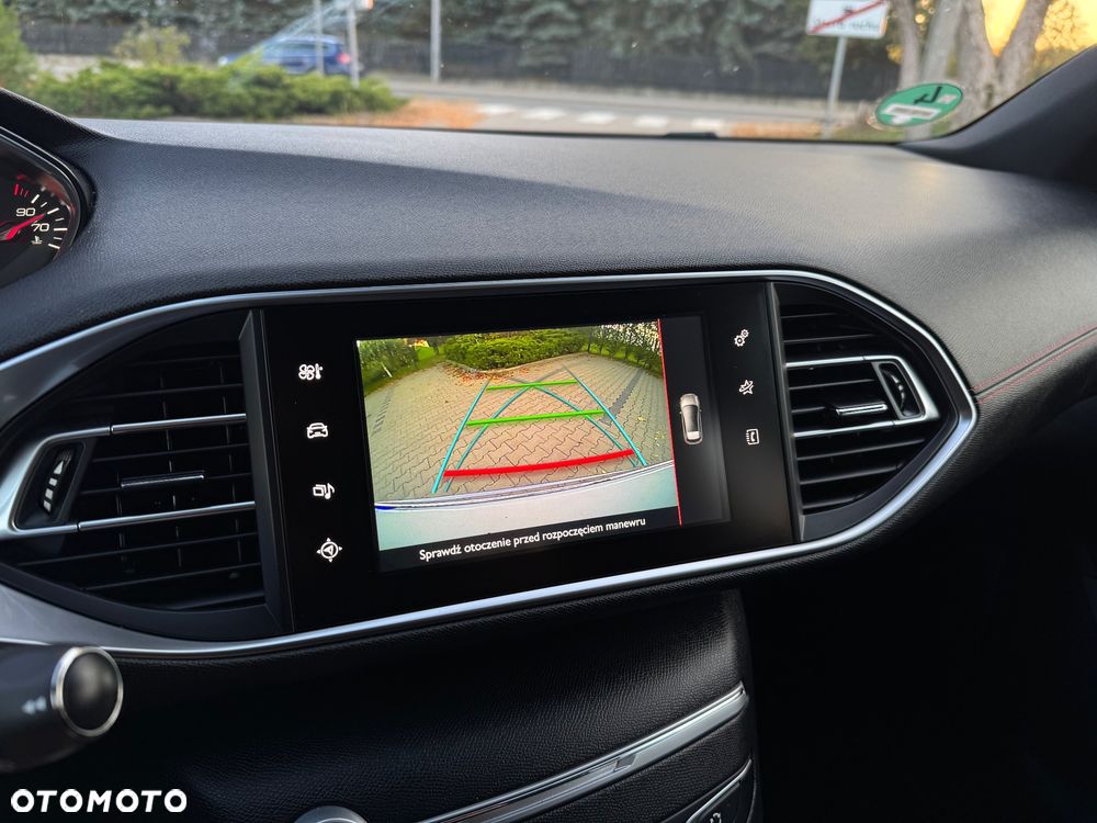Peugeot 308 BlueHDi 150 EAT6 Stop & Start GT-Line Edition - 26