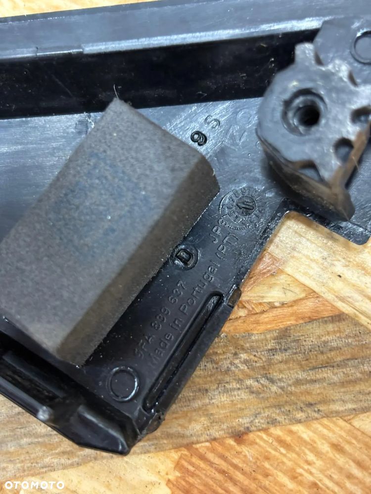 SEAT LEON IV LISTWA OSŁONA SŁUPKA DRZWI LEWY TYŁ 5FA839637 5FA839901 - 8