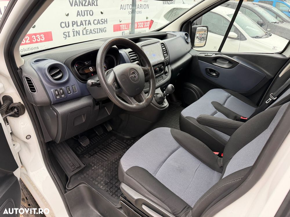 Opel Vivaro - 18