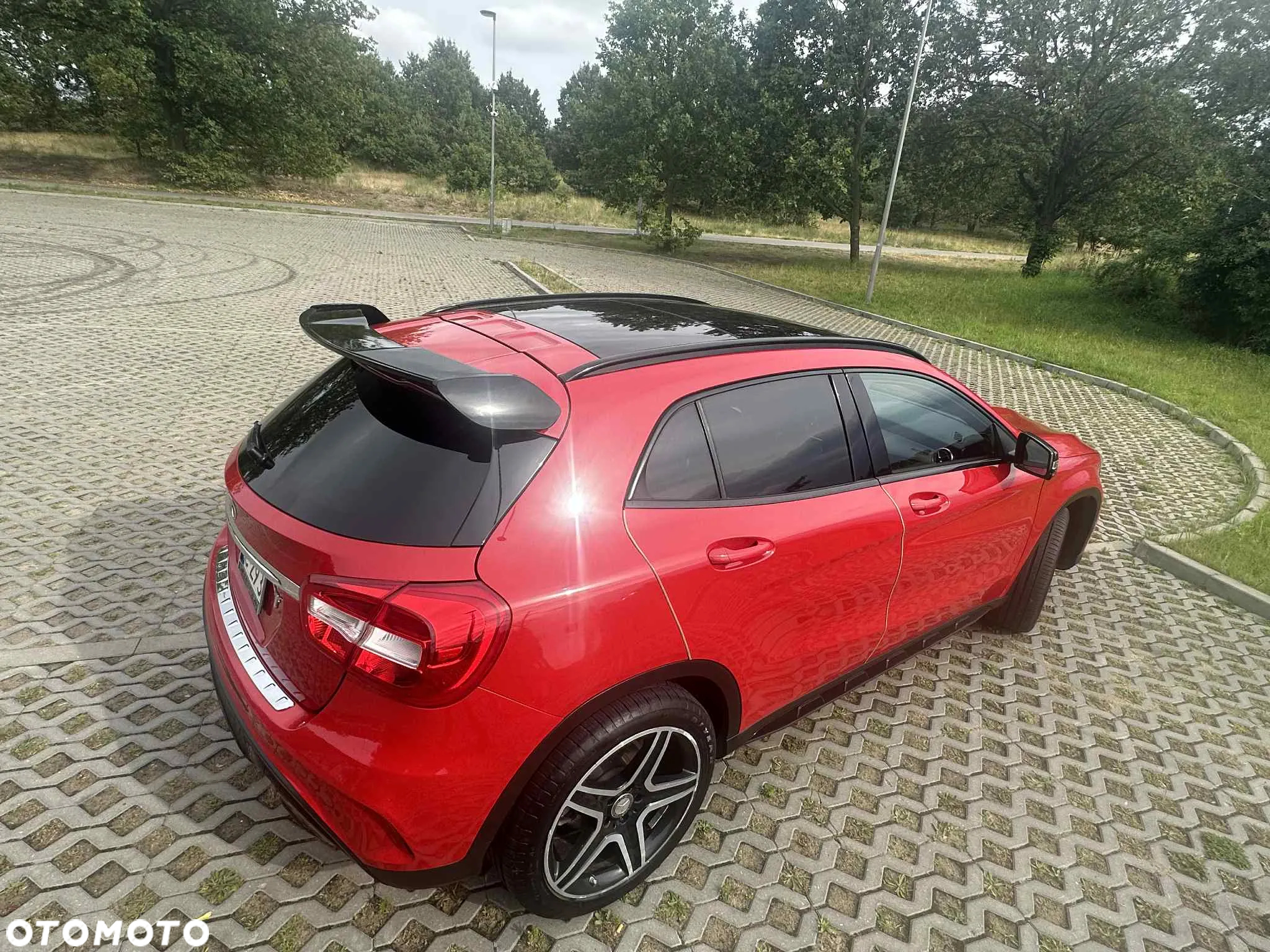 Mercedes-Benz GLA 250 7G-DCT - 3