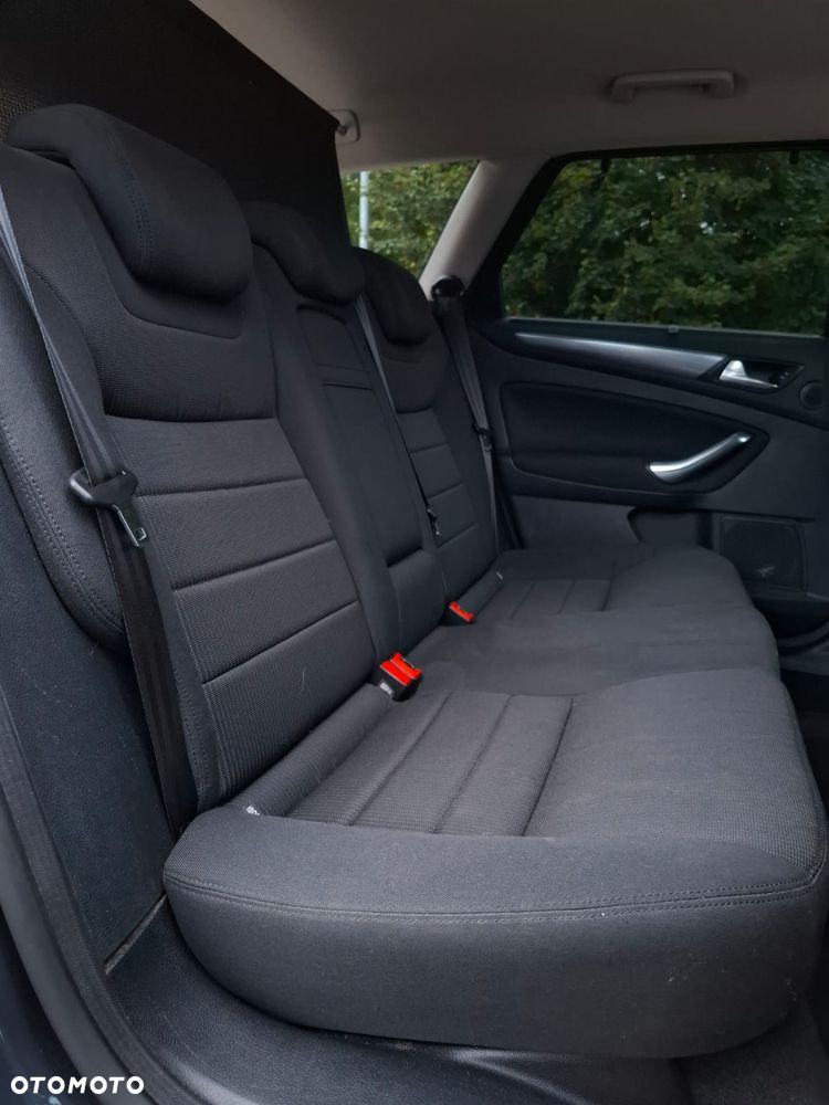 Ford Mondeo 2.0 TDCi Titanium X - 15