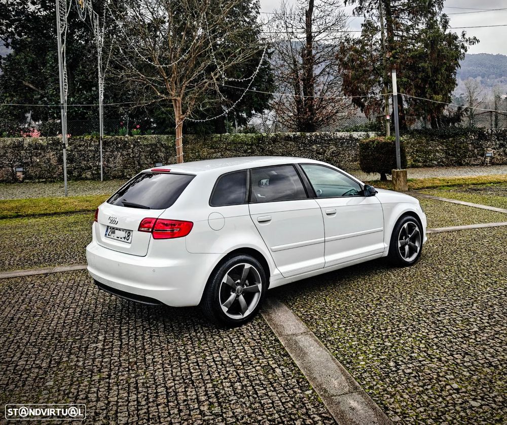 Audi A3 Sportback 1.6 TDI S tronic sport - 20