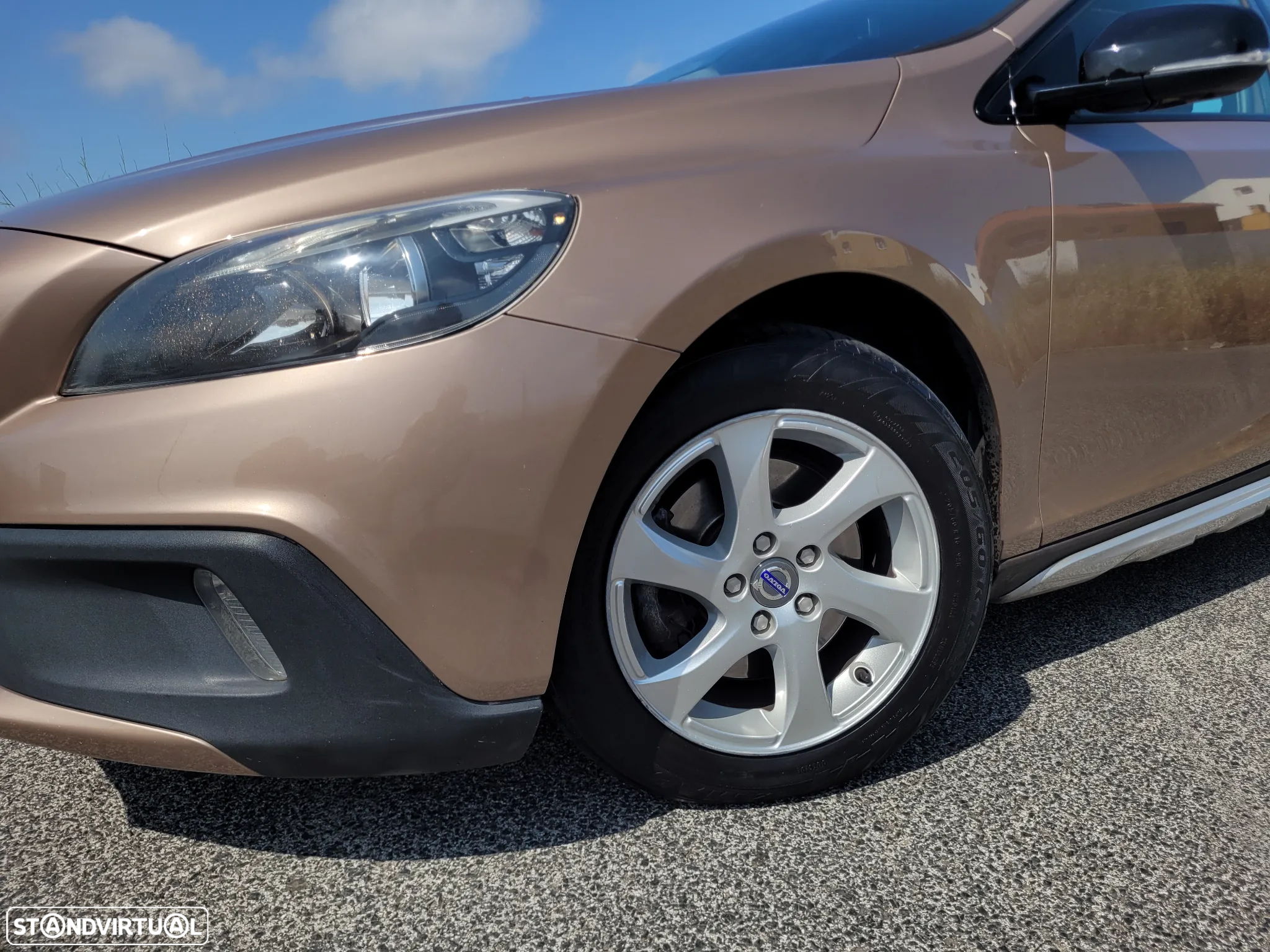 Volvo V40 Cross Country 1.6 D2 VOR - 32