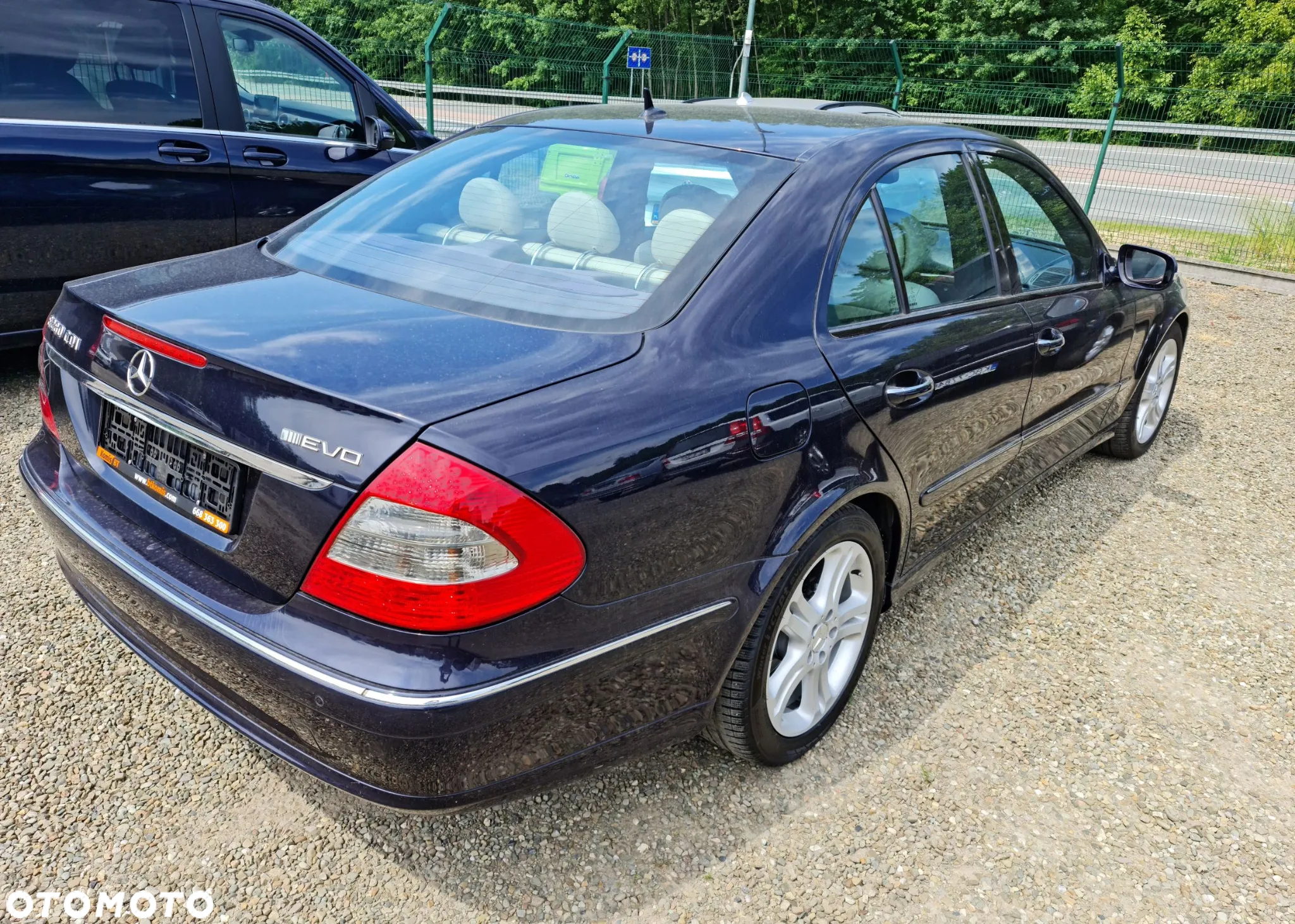 Mercedes-Benz Klasa E - 4