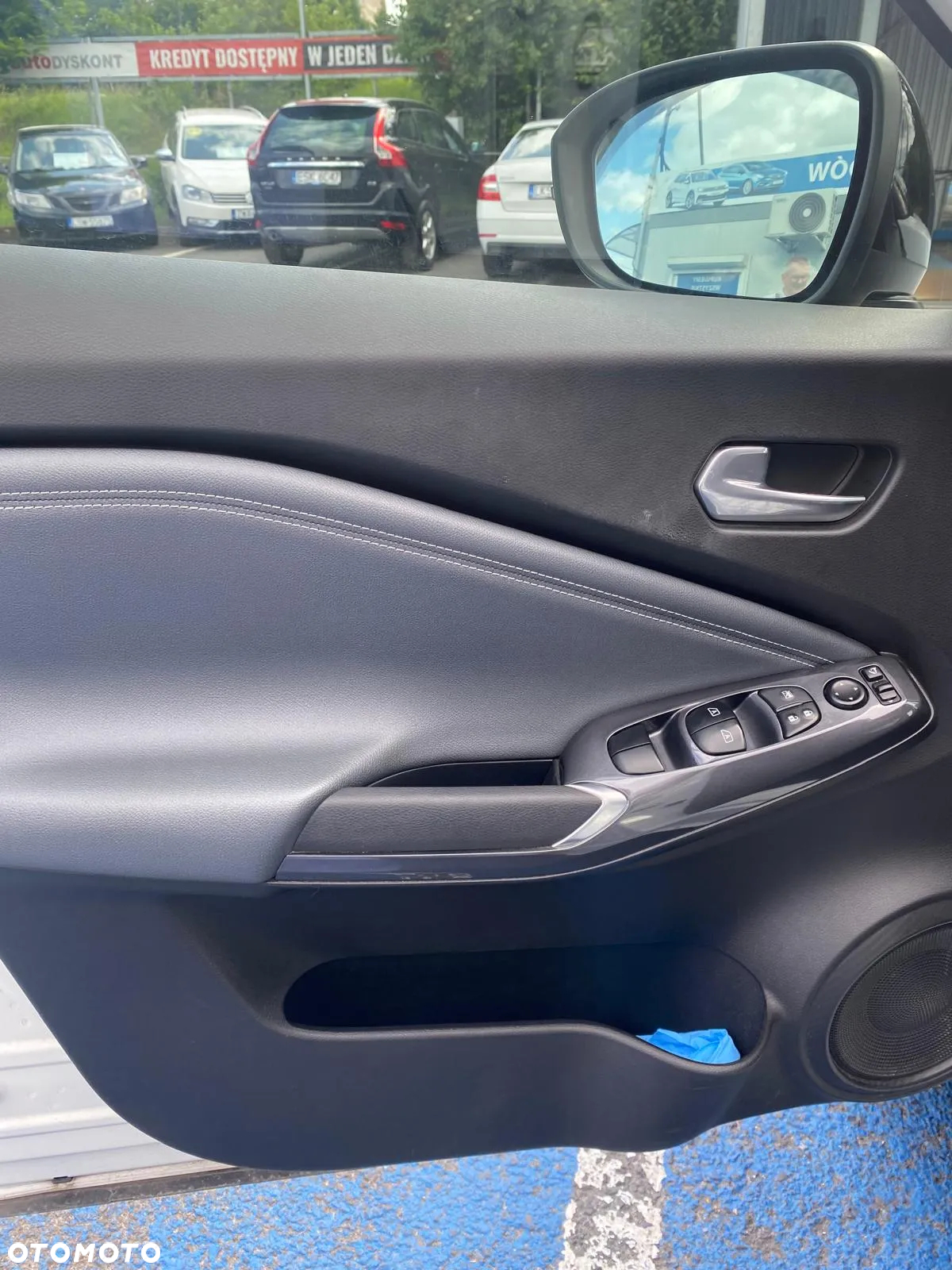 Nissan Juke 1.0 DIG-T N-Connecta - 19