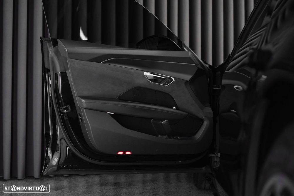 Audi e-tron GT quattro - 40