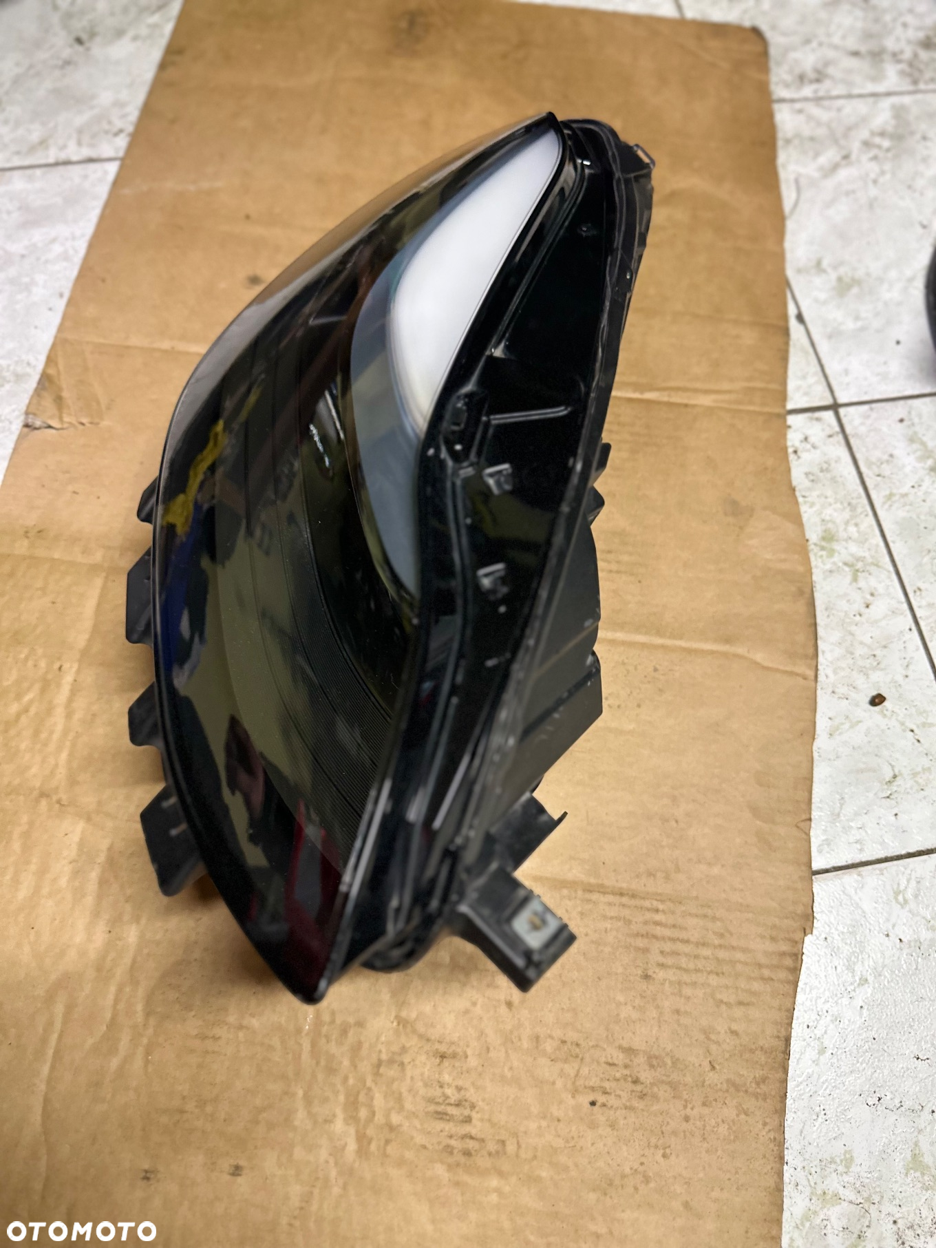 PRZEDNIA PRAWA LAMPA TESLA MODEL Y/3 EU PO LIFT IDEALNA 1514953-00-D. - 2