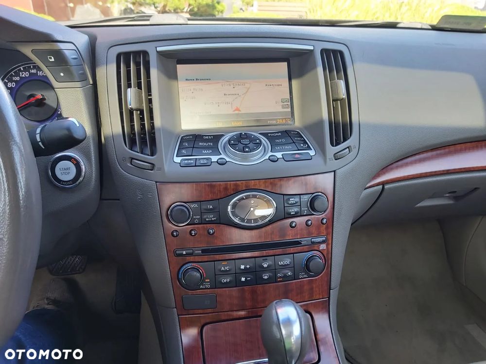 Infiniti G G37 AWD - 32
