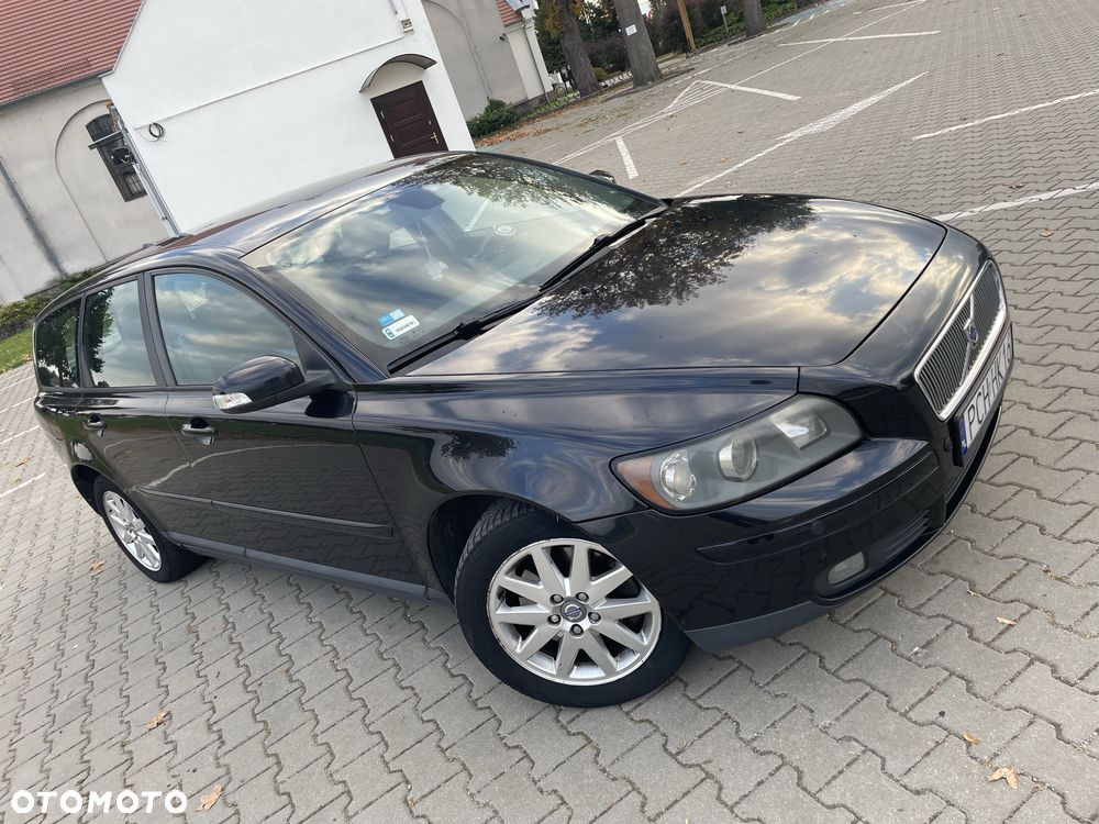 Volvo V50 - 1