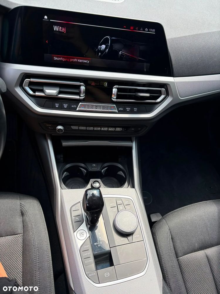 BMW Seria 3 318d MHEV Business Edition - 4