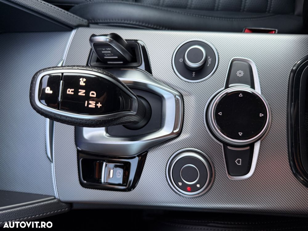 Alfa Romeo Stelvio - 20