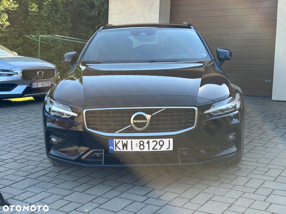 Volvo V60 D4 R-Design - 3