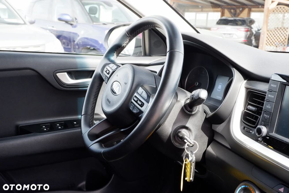 Kia Stonic 1.4 L - 5