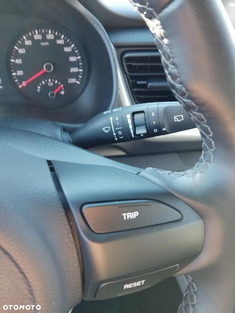 Kia Stonic 1.0 T-GDI M - 15