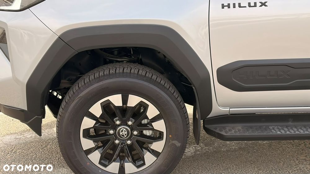 Toyota Hilux 2.8 D-4D Double Cab GR Sport II 4x4 - 33