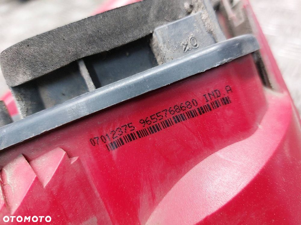 LAMPA LEWY TYŁ PEUGEOT 307 I KOMBI 9655768680 - 5