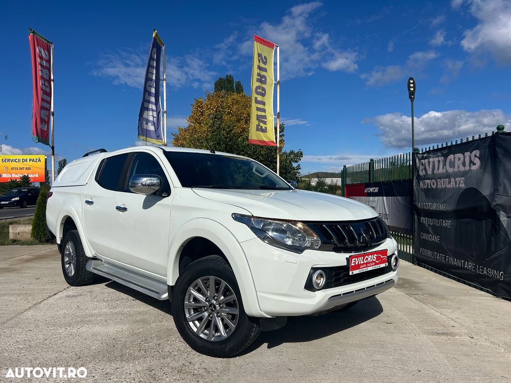 Mitsubishi L200 Double Cab 2.4 DI-D M/T Intense - 37