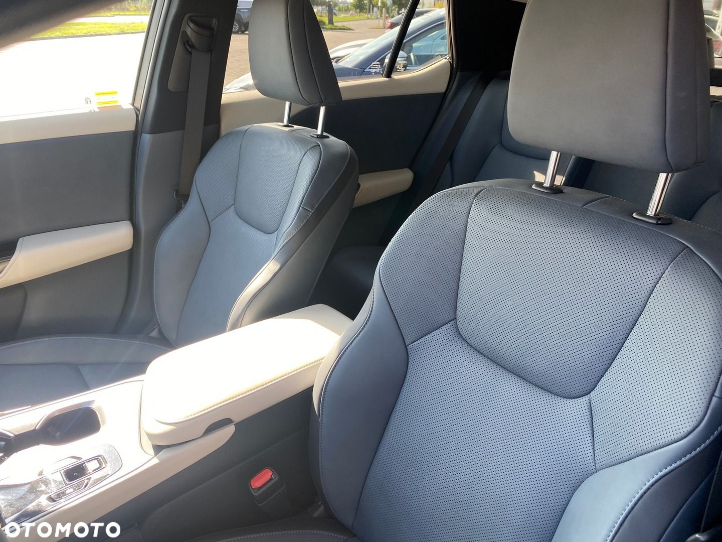 Lexus RZ 450e Prestige DIRECT4 - 13