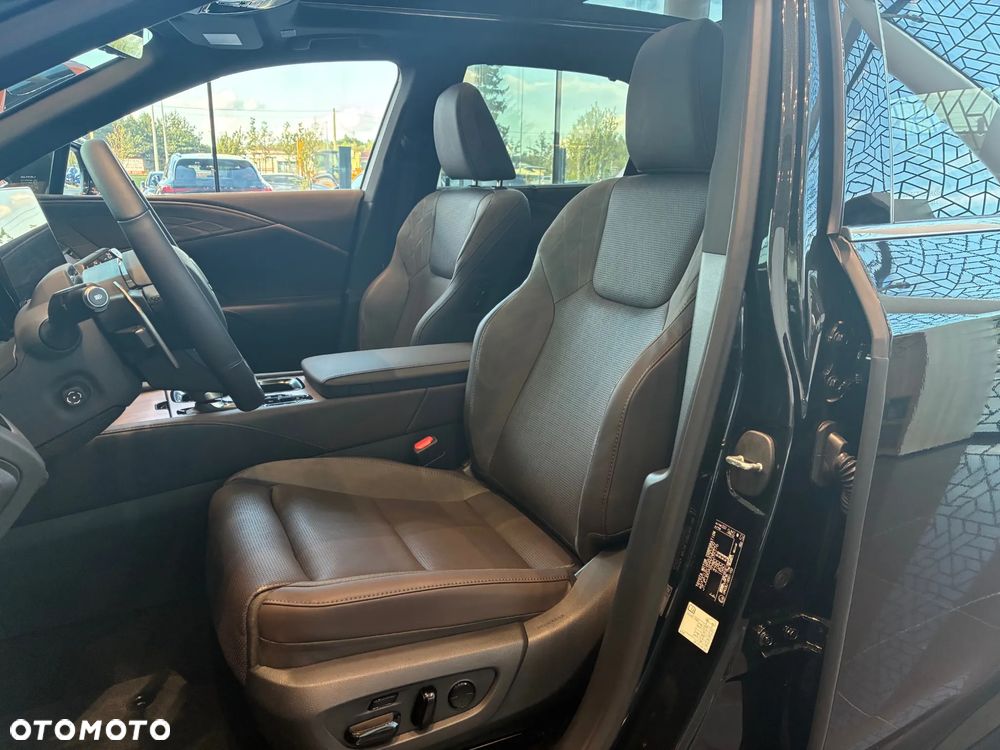 Lexus RX - 10