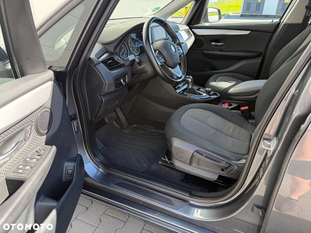 BMW Seria 2 216d Luxury Line - 17
