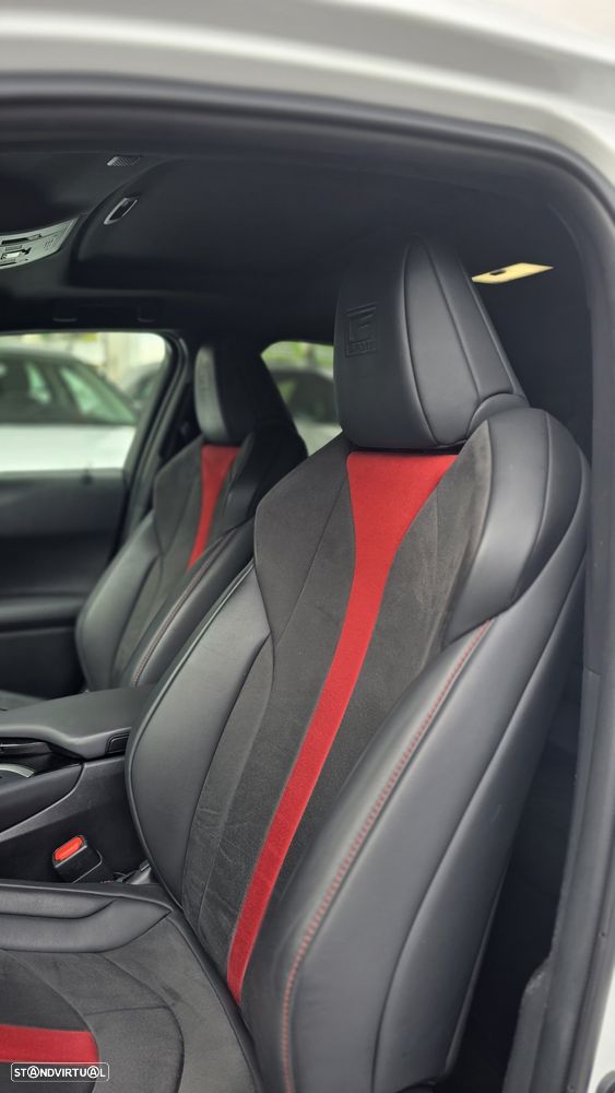 Lexus UX 250h F Sport - 9