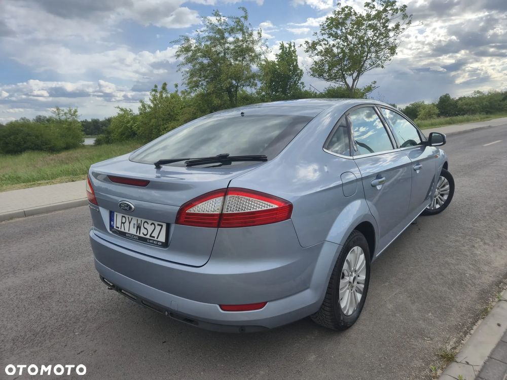 Ford Mondeo 2.0 Ghia Executive - 7