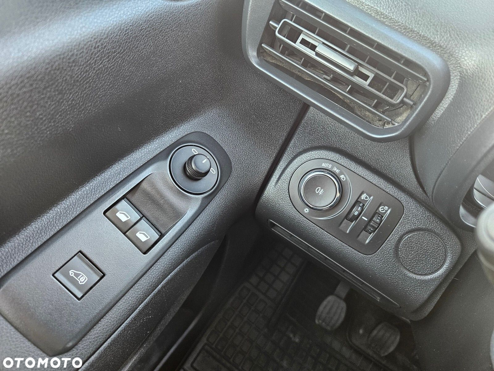 Opel Combo L2H1 *49999zł NETTO* 1.5CDTi/102KM - 19