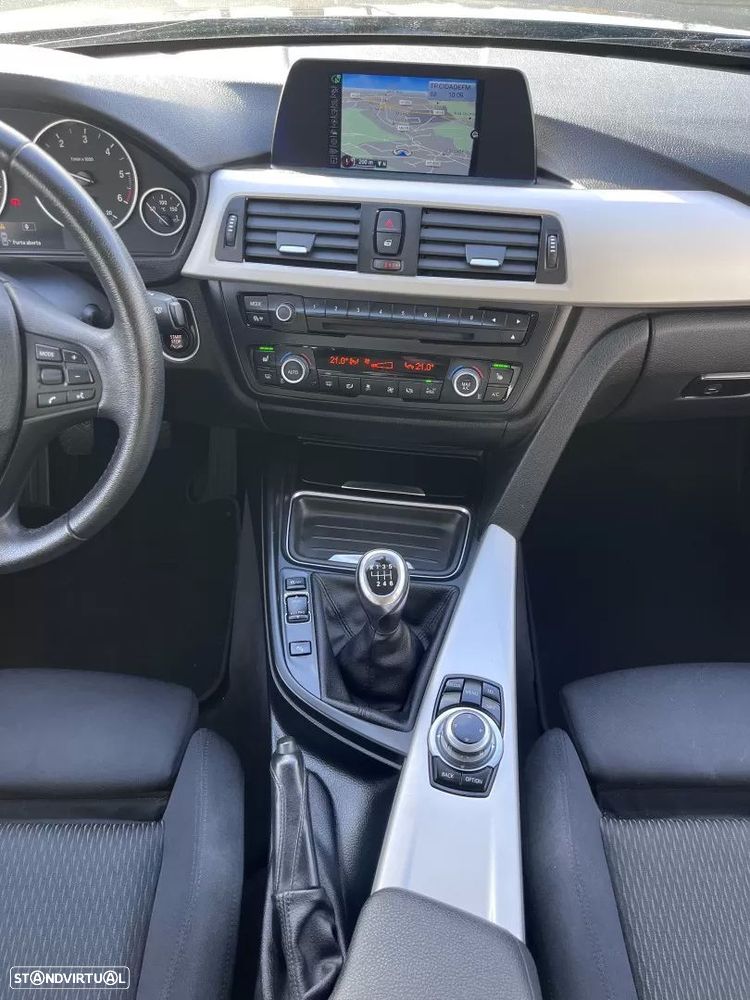 BMW 320 d Touring Sport Line - 51