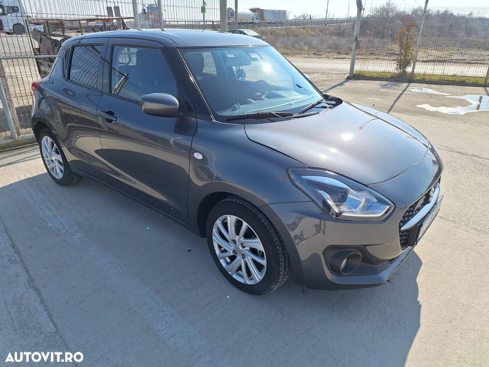 Suzuki Swift 1.2 Dualjet 12V CVT MHEV Passion - 5