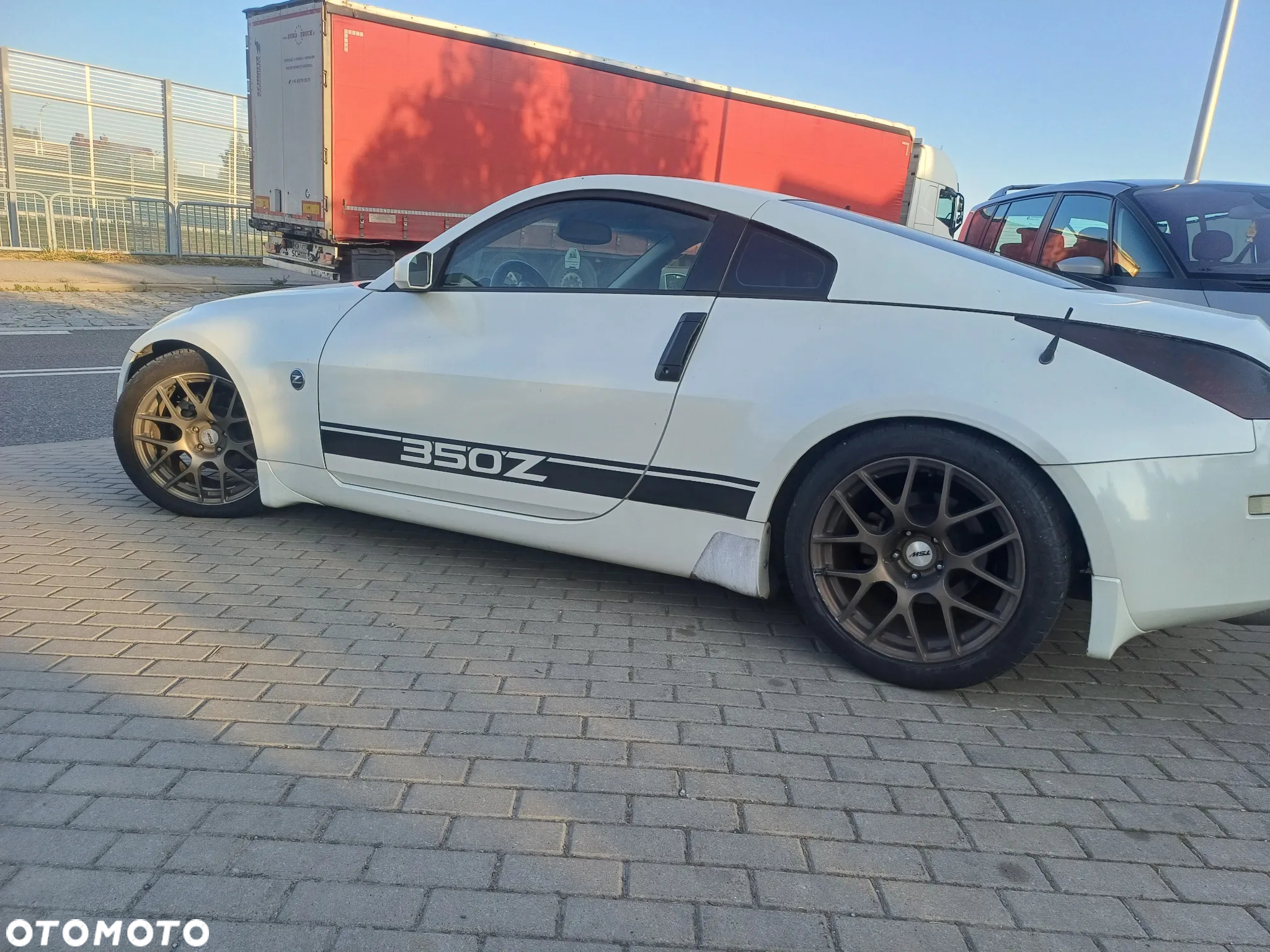 Nissan 350 Z - 5
