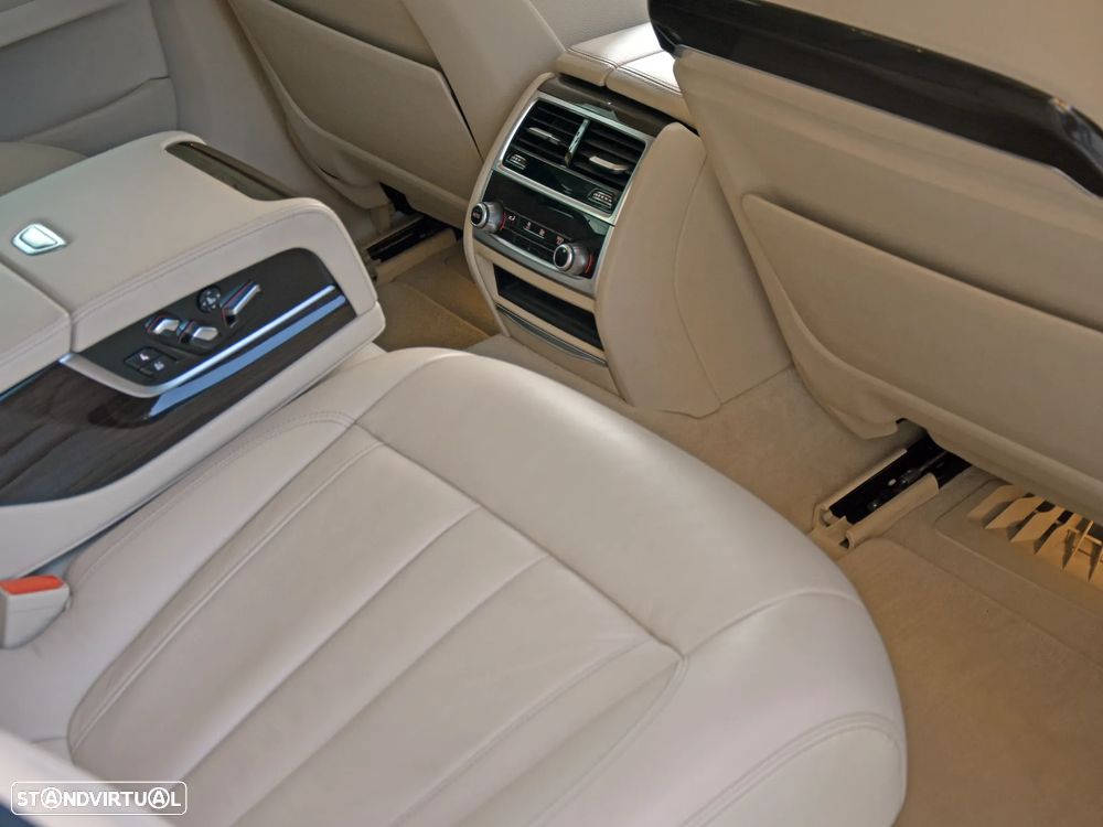 BMW 730 d - 22