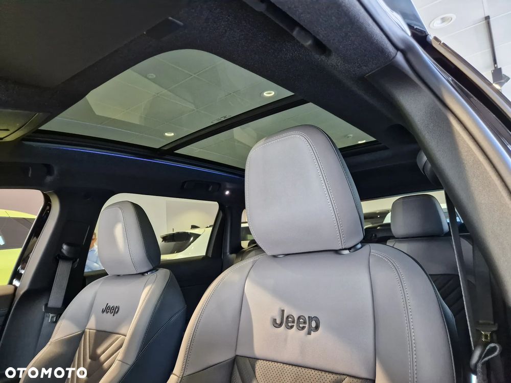 Jeep Compass 73.7kWh First Edition FWD - 13